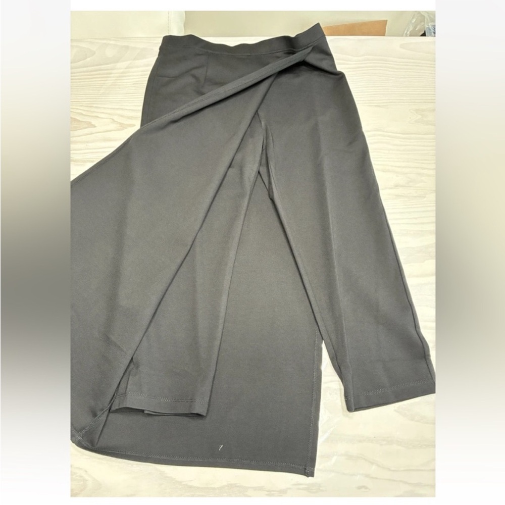 Betabrand Classic Black Pants - Picture 5 of 9